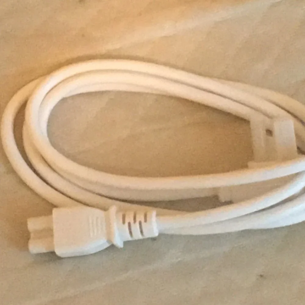Brand New IEC Power Cable, White